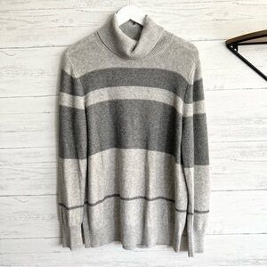 Banana Republic Cashmere Sweater